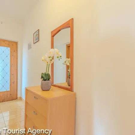 Alaga Heights With Harbour View * Tribalj
