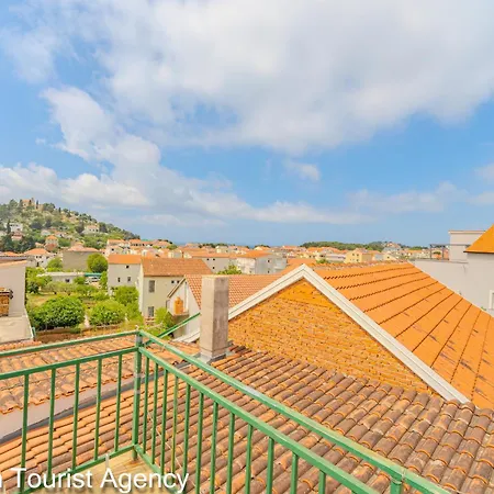 Alaga Heights With Harbour View